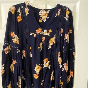 Blue floral blouse top